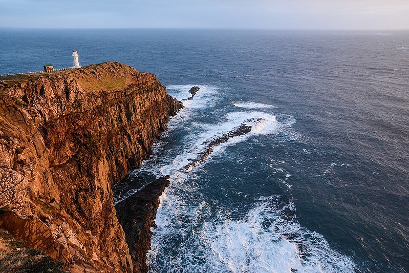 Akraberg lighthouse
Author of the photo: [url=https://www.flickr.com/photos/48489192@N06/]Marie-Laure Even[/url]
Keywords: Faroe Islands;Atlantic ocean