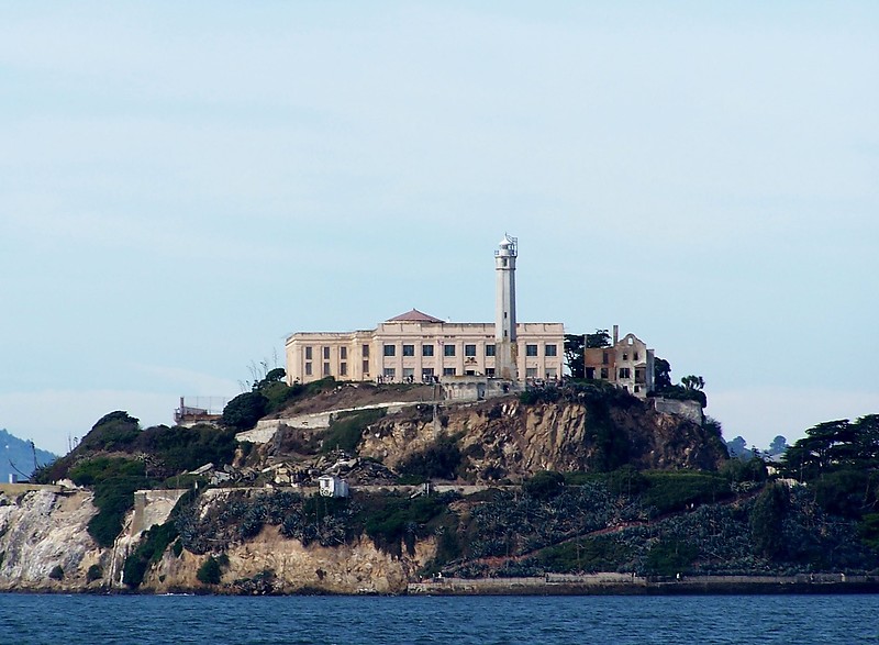 California / San Francisco / Alcatraz Lighthouse
Author of the photo: [url=https://www.flickr.com/photos/bobindrums/]Robert English[/url]
Keywords: Alcatraz;San Francisco;United States;California;Pacific ocean