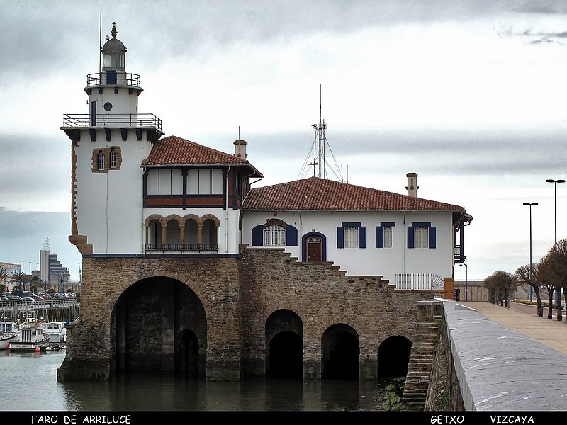 Arriluze Lighthouse
Author of the photo: [url=https://www.flickr.com/photos/69793877@N07/]jburzuri[/url]

Keywords: Bay of Biscay;Spain;Euskadi;Pais Vasco;Getxo