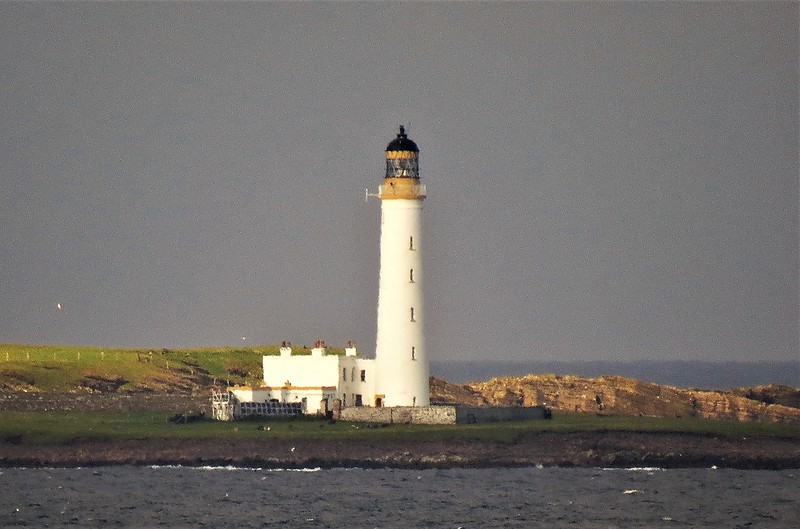 Orkney islands / Auskerry lighthouse
Author of the photo: [url=https://www.flickr.com/photos/larrymyhre/]Larry Myhre[/url]
Keywords: Orkney islands;Scotland;United Kingdom