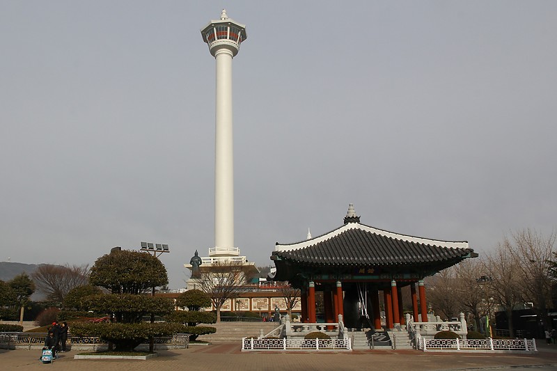Busan / Yongdusan Tower
Author of the photo: [url=http://fotki.yandex.ru/users/winterland4/]Vyuga[/url]
Keywords: Busan;South Korea;Korea Strait