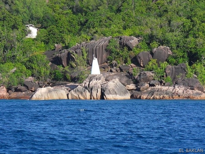 Praslin island / Ponte Zanguilles light
Keywords: Seychelles;Praslin;Indian ocean