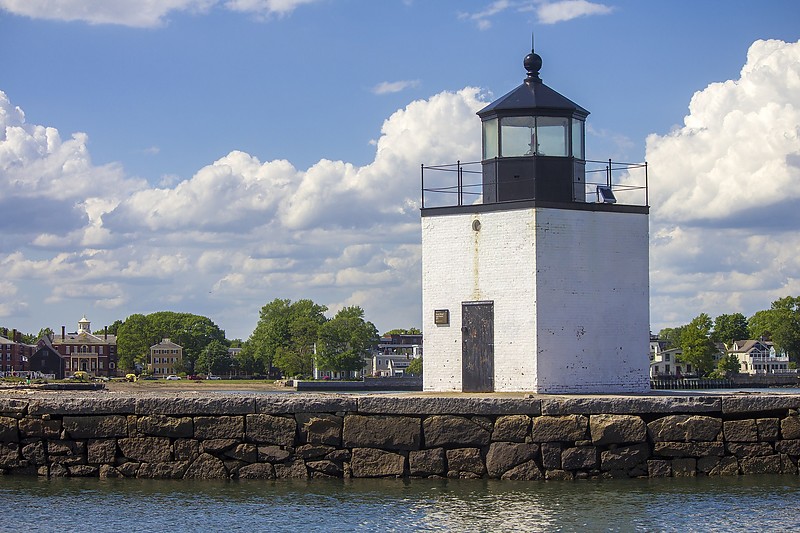 Massachusetts / Derby Wharf lighthouse
Author of the photo: [url=https://jeremydentremont.smugmug.com/]nelights[/url]
Keywords: United States;Massachusetts;Atlantic ocean;Salem