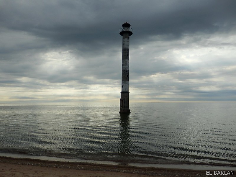 Saaremaa / Harilaid Peninsula / Kiipsaare Tuletorn - falling Lighthouse
Keywords: Saaremaa;Estonia;Baltic sea