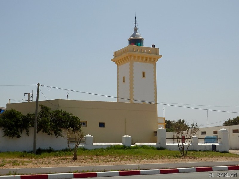 Essaouira / Sidi Magdul lighthouse
AKA Sidi Megdoul, Mogador
Front range for Essaouira approaches
Keywords: Essaouira;Morocco;Atlantic ocean