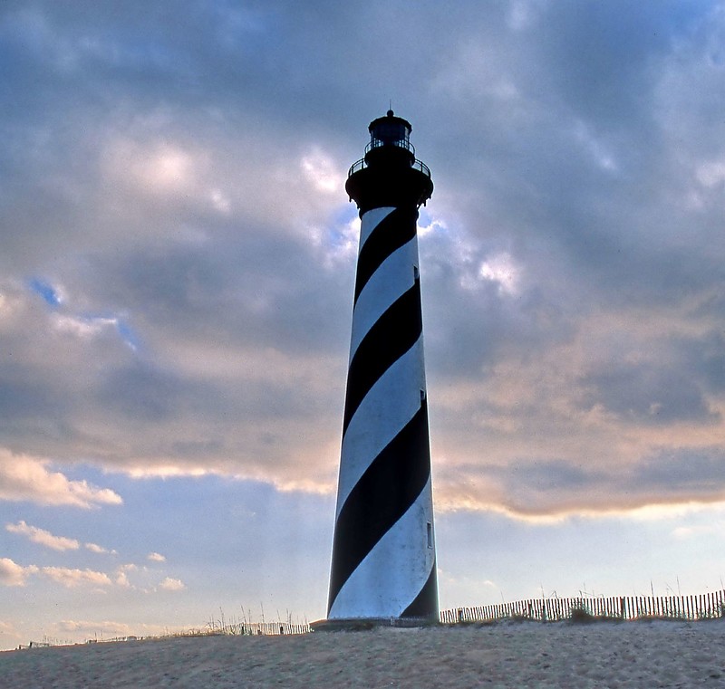 North Carolina / Cape Hatteras lighthouse
Author of the photo: [url=https://www.flickr.com/photos/rekissel/sets/72157600322012702]Bob Kissel[/url]
Keywords: Cape Hatteras;North Carolina;United States;Atlantic ocean