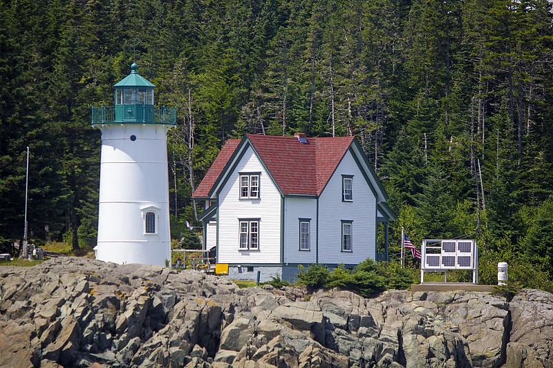Maine / Little River lighthouse
Author of the photo: [url=https://jeremydentremont.smugmug.com/]nelights[/url]
Keywords: Maine;Atlantic ocean;United states
