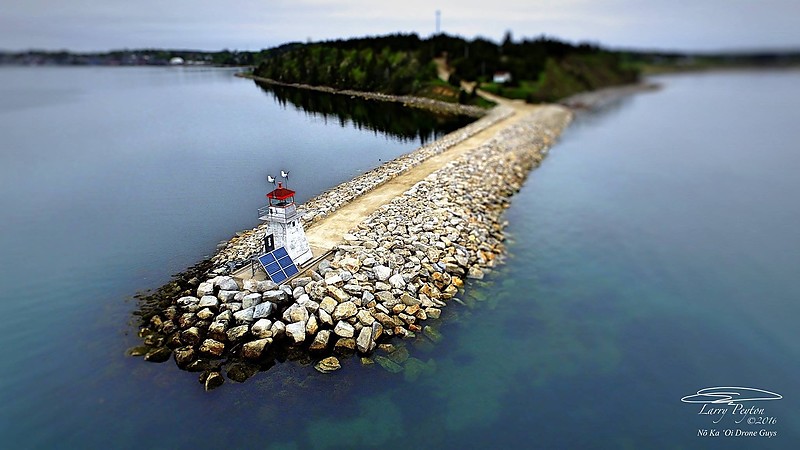 Nova Scotia / Battery Point Breakwater lighthouse - aerial shot
Author of the photo: [url=https://www.facebook.com/nokaoidroneguys/]No Ka 'Oi Drone Guys[/url]
Keywords: Nova Scotia;Canada;Atlantic ocean;Aerial