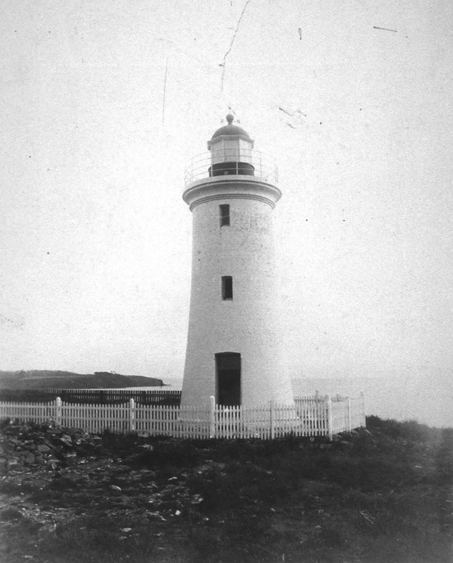 Mersey Bluff Lighthouse - historic picture
Source of the photo: [url=https://www.flickr.com/photos/tasmanianarchiveandheritageoffice/sets/72157629781190540/with/7219962154/]Tasmanian Archive and Heritage [/url]

Keywords: Mersey Bluff;Devonport;Tasmania;Australia;Bass strait;Historic