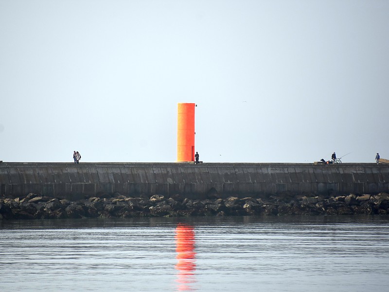 Toyama Ko / Shinminato / E Pier Head lighthouse
Keywords: Toyama Bay;Japan;Shinminato