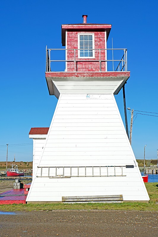 Nova Scotia / Pleasant Bay lighthouse
Author of the photo: [url=https://www.flickr.com/photos/archer10/]Dennis Jarvis[/url]
Keywords: Nova Scotia;Canada;Gulf of Saint Lawrence
