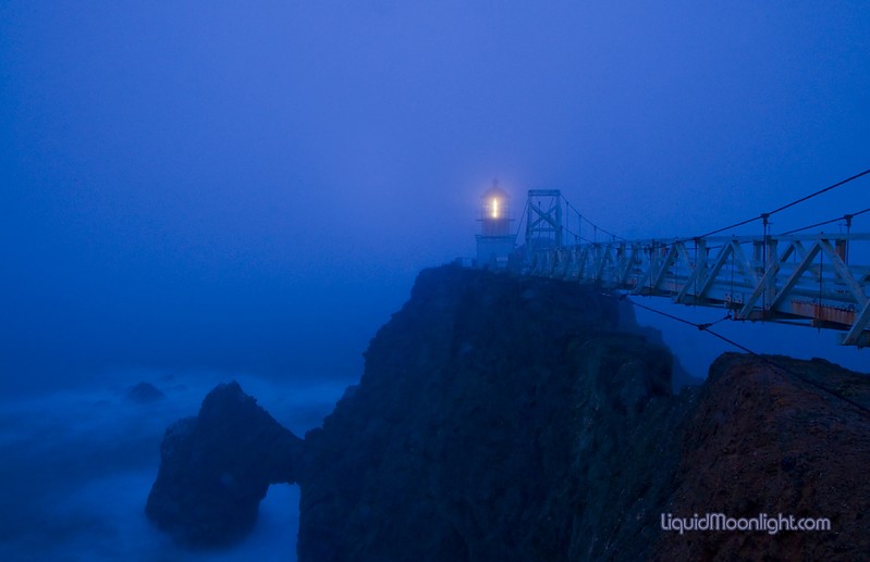California / Point Bonita lighthouse
Author of the photo: [url=http://YosemiteLandscapes.com]Darvin Atkeson[/url]
Keywords: United States;Pacific ocean;California;San Francisco;Night