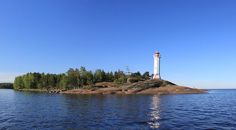 Gulf of Finland / Vyborg / Mys Povorotnyy lighthouse
AKA Mayachnyi island
Author of the photo: [url=http://fotki.yandex.ru/users/vladimirmax7/]Vladimir Maximov[/url]
Keywords: Gulf of Finland;Russia;Vyborg