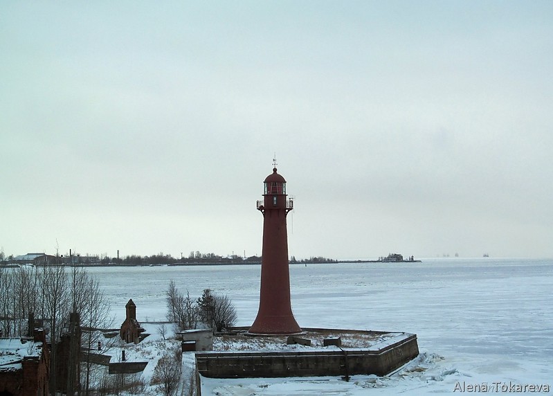 Saint-Petersburg / Fort Kronshlot (Kronshtadt Range Front) lighthouse
Photo by A.Tokareva
Keywords: Saint-Petersburg;Gulf of Finland;Russia;Winter