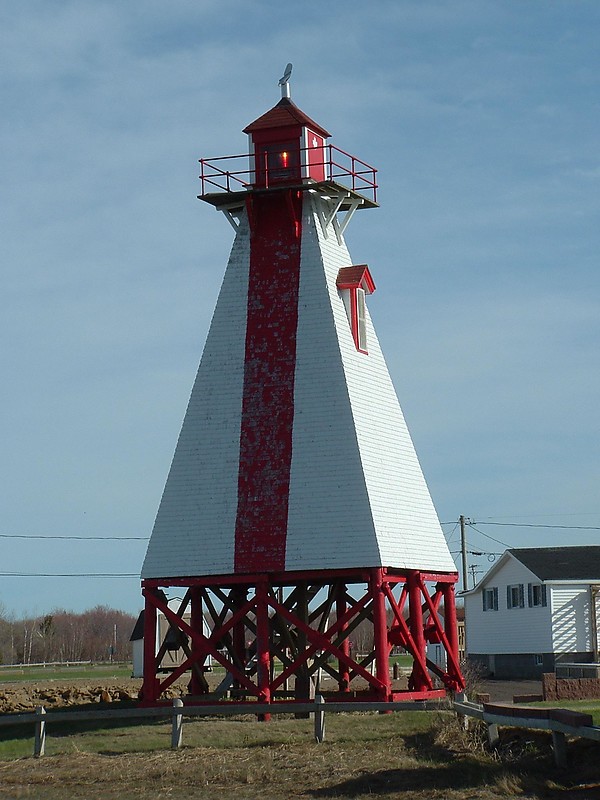 New Brunswick / Pointe du Chene Range Rear Lighthouse
Author of the photo: [url=https://www.flickr.com/photos/gauviroo/]Roberto Gauvin[/url]
Keywords: New Brunswick;Canada;Northumberland Strait
