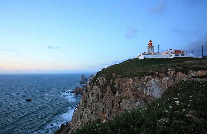 Cabo da Roca Lighthouse
Author of the photo [url=http://fotki.yandex.ru/users/gerogorg/]gerogorg[/url]
Keywords: Portugal;Atlantic ocean;Sunset