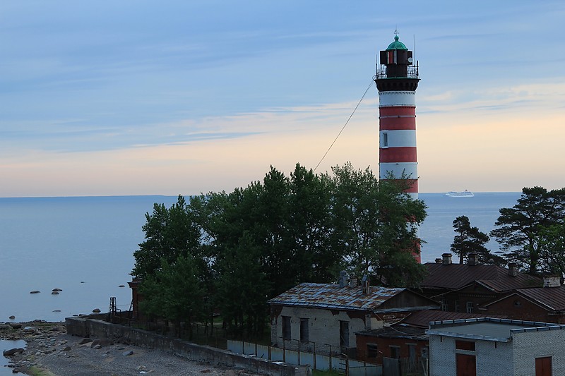 Saint-Petersburg / Shepelevskiy lighthouse
Author of the photo: [url=http://fotki.yandex.ru/users/winterland4/]Vyuga[/url]
Keywords: Saint-Petersburg;Gulf of Finland;Russia