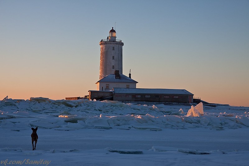 Gulf of Finland / Tolbukhin lighthouse
Author of the photo: [url=https://vk.com/samitay]Dimas Samitay[/url]
Keywords: Gulf of Finland;Russia;Kronshtadt;Winter