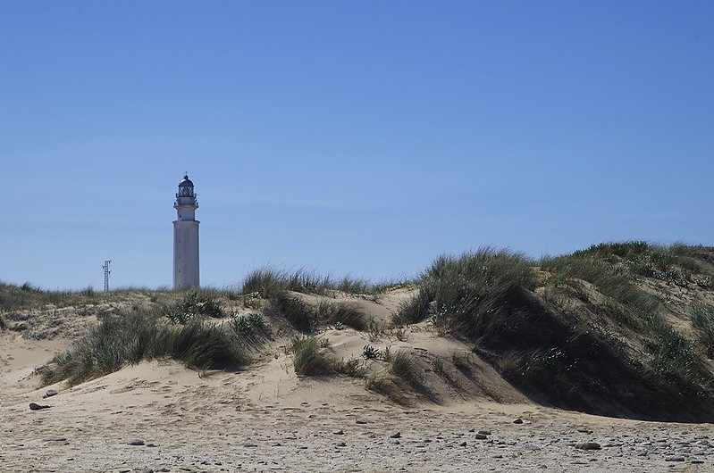 Andalucia / Trafalgar Lighthouse
Author of the photo [url=http://www.panoramio.com/user/6744950]Loybukanah[/url]
Keywords: Spain;Atlantic ocean;Andalusia
