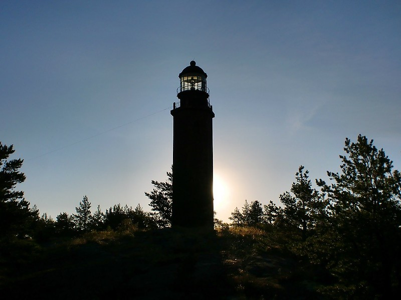 Gulf of Finland / Bol'shoy Tyuters lighthouse
Photo by Ilya Tarasov
Keywords: Gulf of Finland;Russia