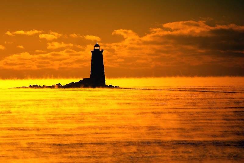 Maine / Whaleback Ledge lighthouse
Author of the photo: [url=https://jeremydentremont.smugmug.com/]nelights[/url]
Keywords: Maine;Atlantic ocean;United States;Offshore;Sunset
