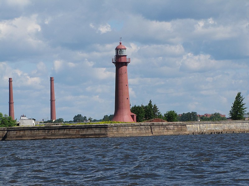 Saint-Petersburg / Fort Kronshlot (Kronshtadt Range Front) lighthouse
Photo by Alexandr Zhukov
Keywords: Kronshtadt;Russia;Gulf of Finland;Saint-Petersburg