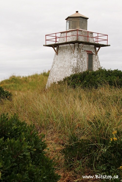Prince Edward Island / St. Peters Harbour lighthouse
Source: [url=http://bitstop.squarespace.com]Bit Stop[/url]
Keywords: Gulf of Saint Lawrence;Prince Edward Island;Canada