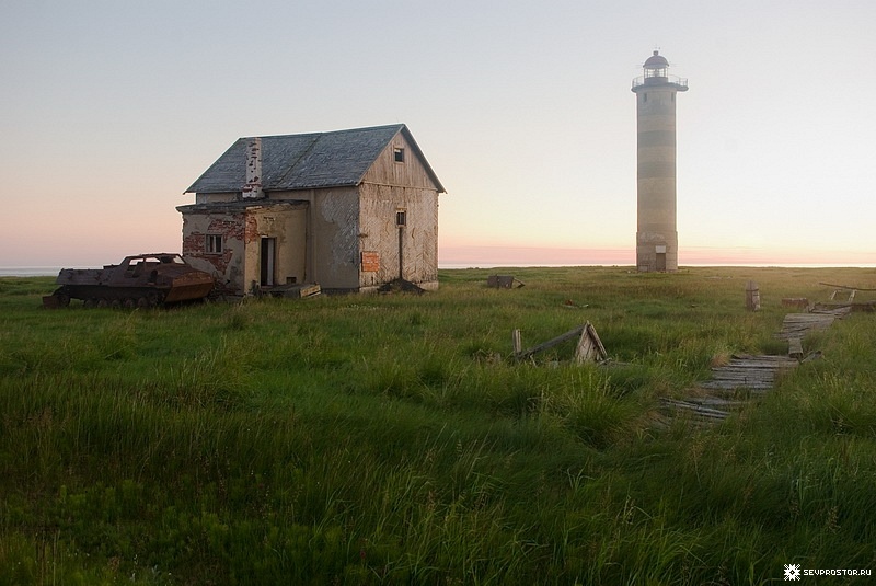 Barents sea / Pechora / Cheshkiy lighthouse
Authors of the photo: [url=http://sevprostor.ru/]Peter and Nataliya Bogorodskie, Sevprostor.ru[/url]
Keywords: Pechora;Russia;Barents sea