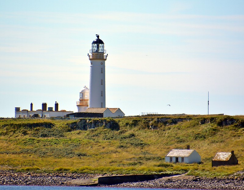 North Ayrshire / Pladda lighthouses (High and Low)
Pladda Lighthouse located just off the south tip of the Isle of Arran
Keywords: Firth of Clyde;Scotland;United Kingdom;Ayrshire;Irish sea