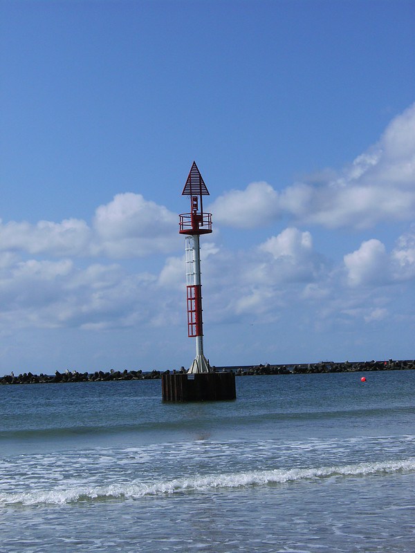 Helgoland D?ne front lighthouse
Keywords: Germany;Helgoland;North sea;Offshore