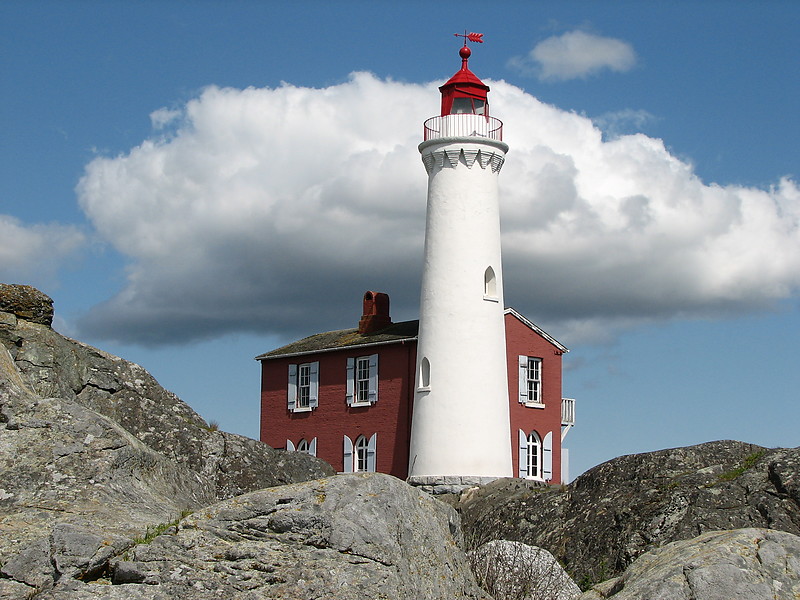 Fisgard Lighthouse
Located at Fort Rodd Hill in Victoria, British Columbia, Canada
Keywords: Victoria;Canada;British Columbia
