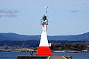 Ogden_Point_Lighthouse_2.jpg