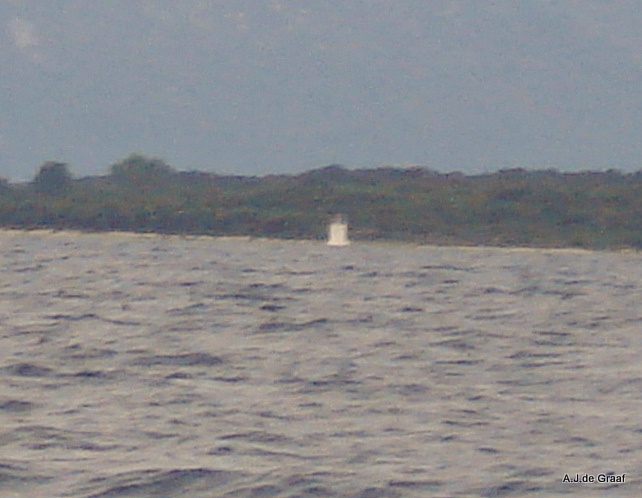 Cres Island / Rt Suha light
Bad picture from far away in a heavy sea.
Keywords: Croatia;Adriatic sea;Cres