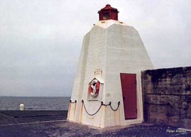East Coast / Moray Firth / Burghead Harbour / North Pierhead lighthouse
Keywords: Moray Firth;Burghead;United Kingdom;Scotland
