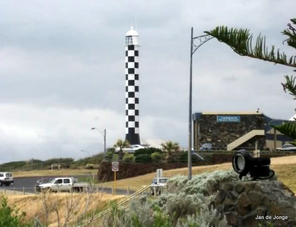 Bunburry / Casuarina Point Lighthouse
Built in 1970 as the 4th lighthouse at this location.
Keywords: Bunburry;Western Australia;Australia;Indian ocean