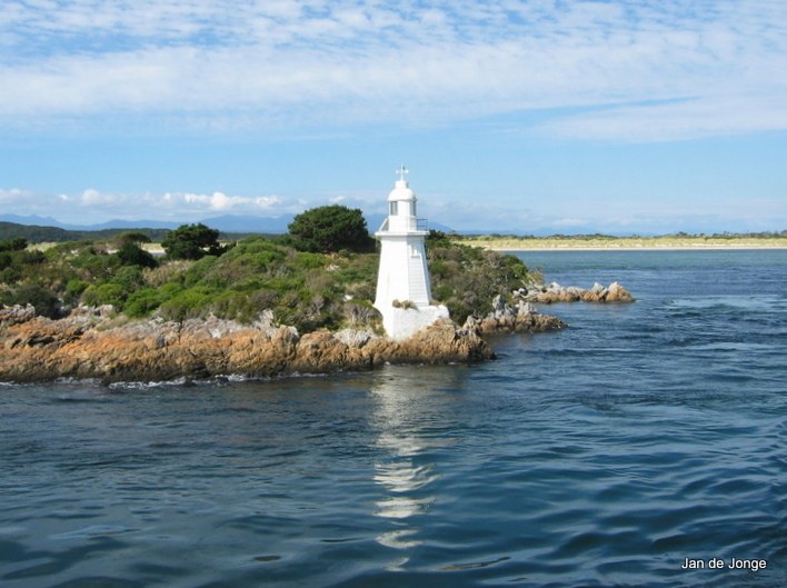 Hells Gates / Entrance Island Lighthouse (Seaside)
Keywords: Tasmania;Macquarie Harbour;Australia;Southern ocean