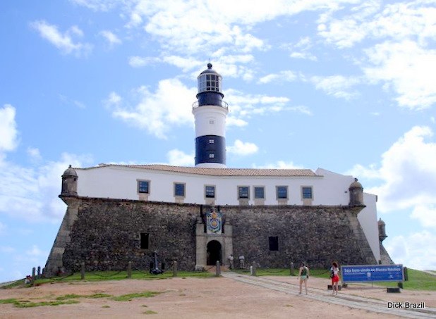 Salvador-Bahia / Santo Antonio da Barra / Farol da Barra
Built on top of a 16th century fort.
Keywords: Salvador;Brazil;Atlantic ocean