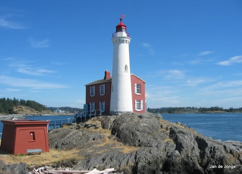 British Columbia / Vancouver Island / Fisgard Lighthouse
Built in 1860 as the first lighthouse on Canada's Westcoast, she's still active.
Keywords: Victoria;Canada;British Columbia