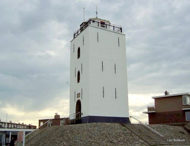 North Sea / Katwijk Lighthouse
Built in 1605
Inactive since 1913
Keywords: Netherlands;North sea;Katwijk