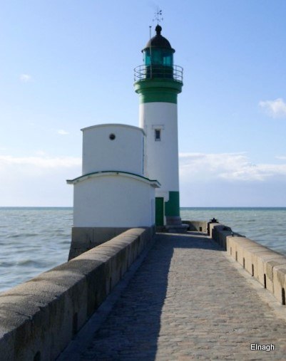Normandy / Le Tréport / West Jetty Head lighthouse
Built in 1905
Keywords: Normandy;Le Treport;France;English channel