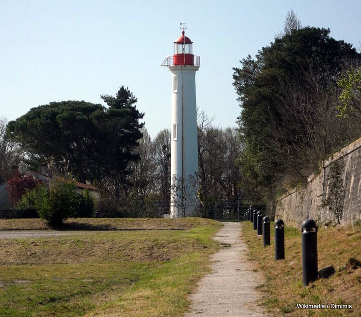 Charante - Maritime / Ile d`Oleron / Phare de Chateau d`Oleron ( Leading Light Rear)
Keywords: France;Charente-Maritime;Bay of Biscay;Ile d Oleron