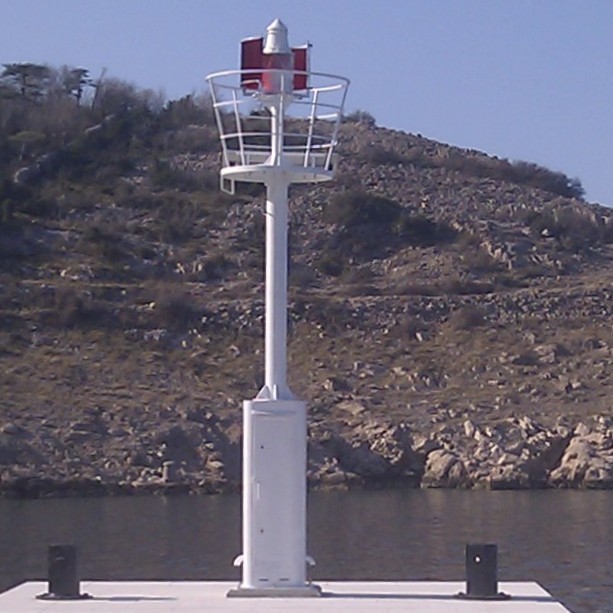 Stinica / Ferry Quai light
New quai, to replace Jablanac, not in use yet.
Keywords: Croatia;Adriatic sea