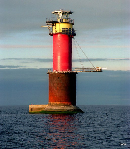 Finskij Zaliv / Tallinn Shoal (Revalstein) / Tallinnamadala Lighthouse
Built in 1969 on a lightship location (1858-1950, buoy 1950-1969)
Keywords: Gulf of Finland;Estonia;Tallinn;Offshore