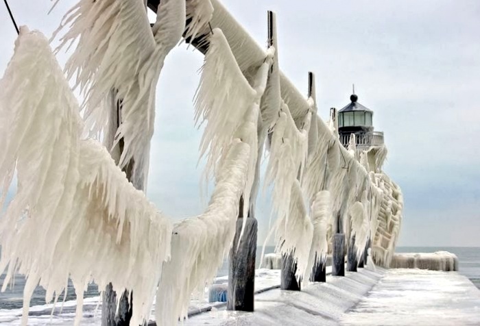 Michigan / Lake Michigan - St Joseph North Pierhead / St Joseph Outer Lighthouse
Winter, Januari 2014
Keywords: Michigan;Lake Michigan;United States;Winter
