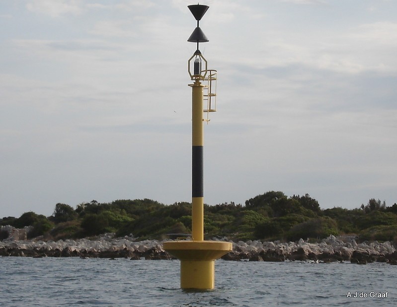 Ilovik Island / Otok Sv Petar / Rt Supetarski light
Keywords: Croatia;Adriatic sea;Offshore