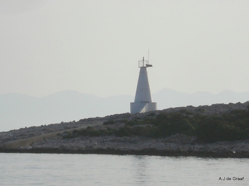 Molat Island / Rt Vrana?? light
Keywords: Croatia;Adriatic sea