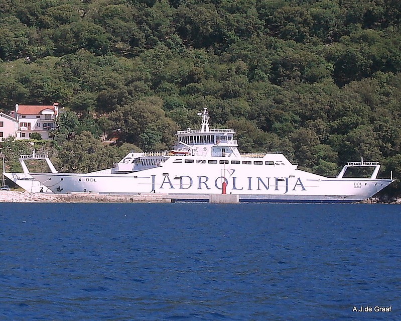 Porozina / Cres island, Ferry Quay light
Keywords: Croatia;Adriatic sea;Cres