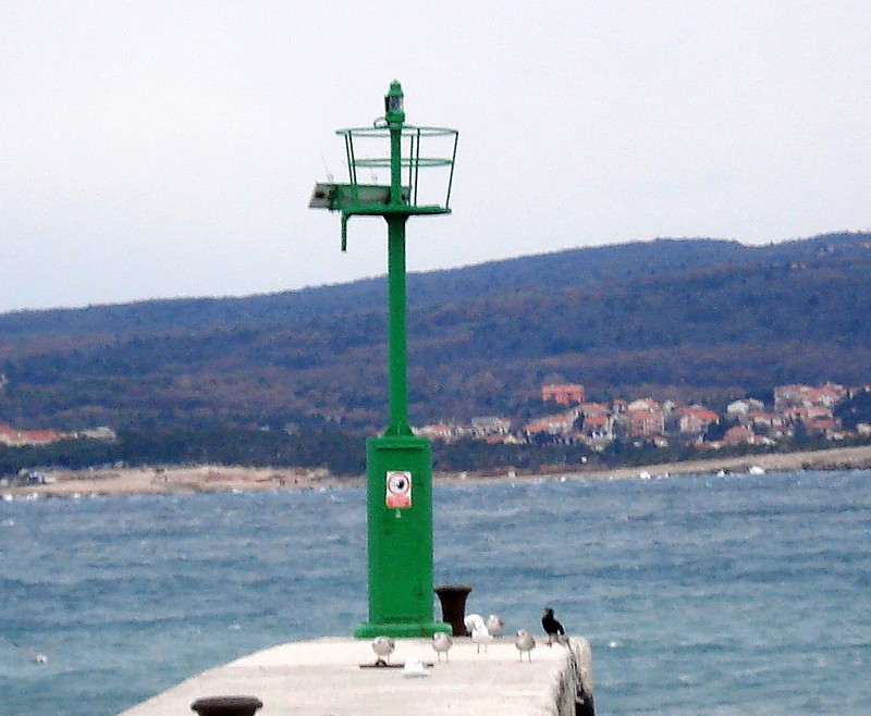 Crikvenica - Light on the former ferry pier.
Keywords: Crikvenica;Croatia;Adriatic sea