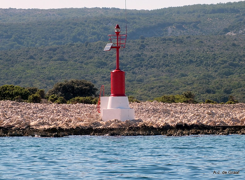 Kanal Kru??ija / Cres / Rt Tarej Light
New picture, freshly painted.
Keywords: Croatia;Adriatic sea;Cres
