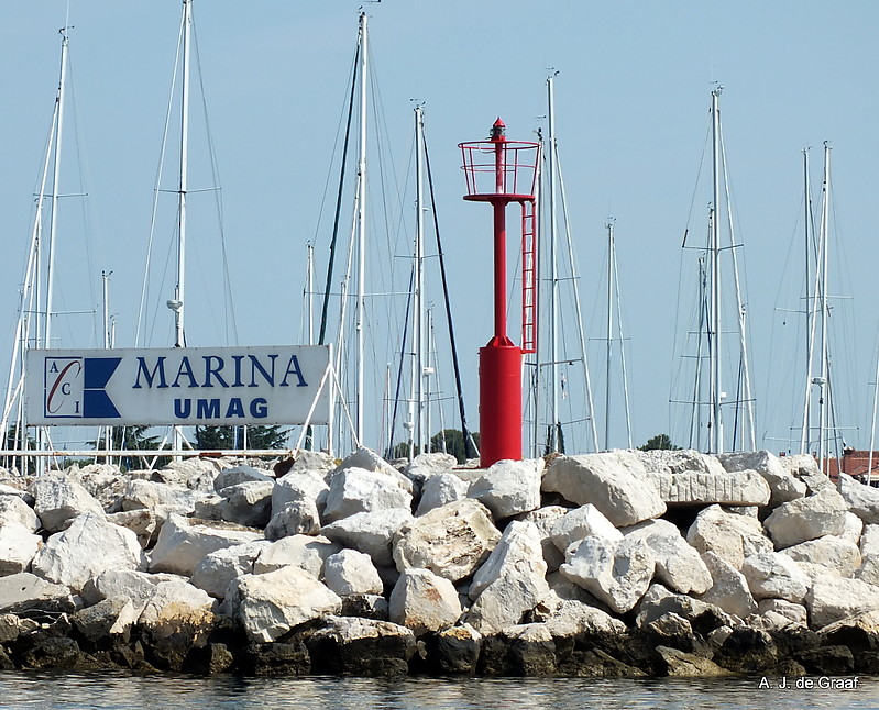 Gulf of Venice / Luka Umag / Marina Breakwaterhead Light
Keywords: Croatia;Adriatic sea;Umag;Gulf of Venice